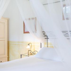 Camera deluxe con letto king size in edificio annesso